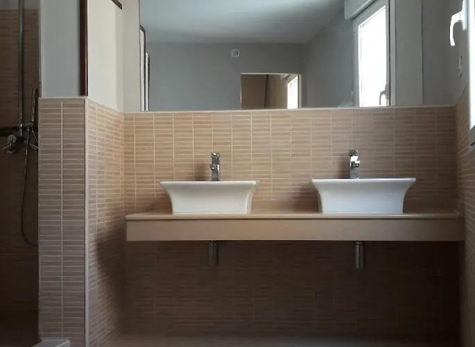 Casa Urbana En * Marín